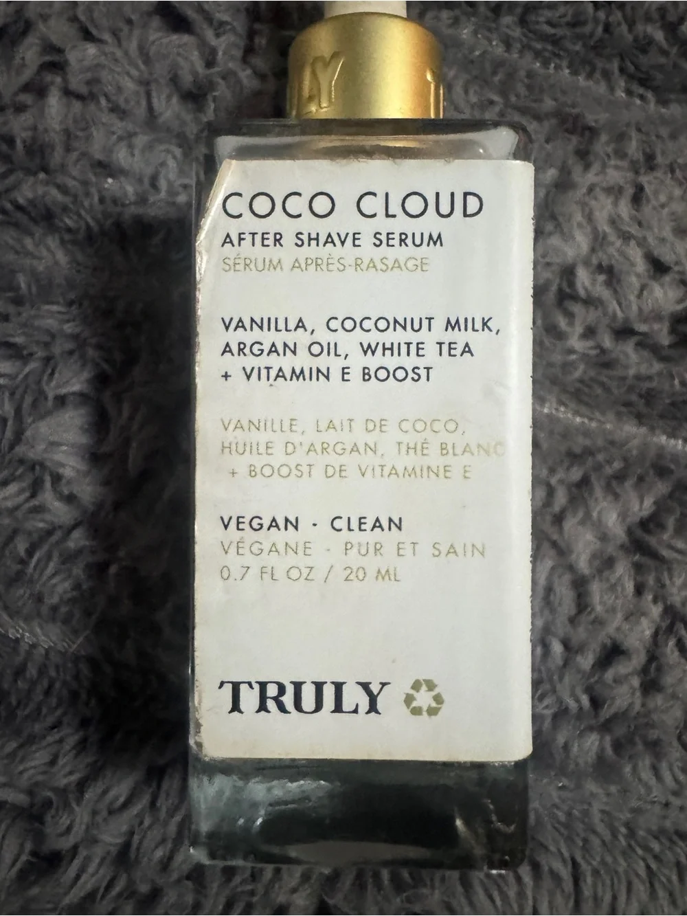 TRULY Coco Cloud After Shave Serum - White and Gold